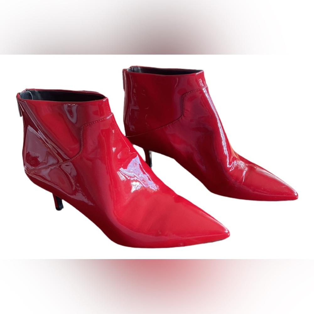 Via Spiga Red Patent Leather Kitten Heel Booties Size 7.5 NWOT